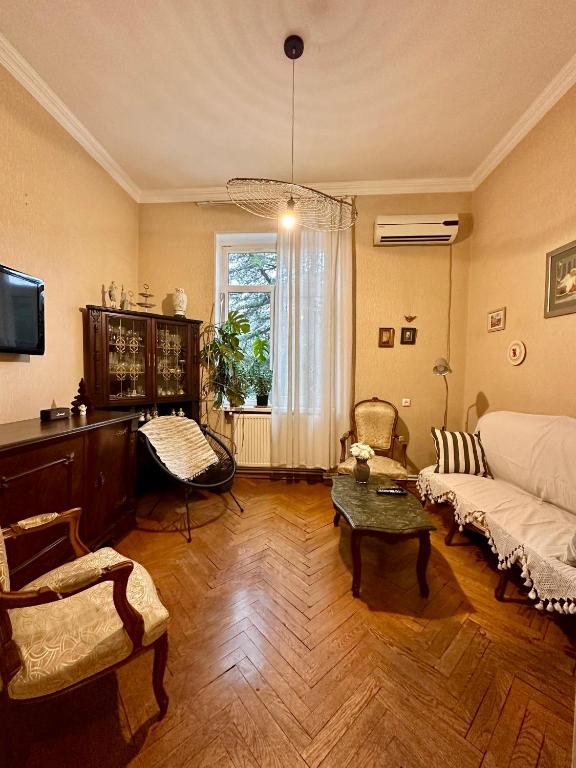 هتل براییت آپارتمان این فرانت آف وکی اسکوئر - Bright apartment in front of Vake Square