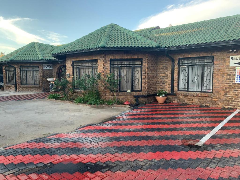 Sikhula Sonke Guest House