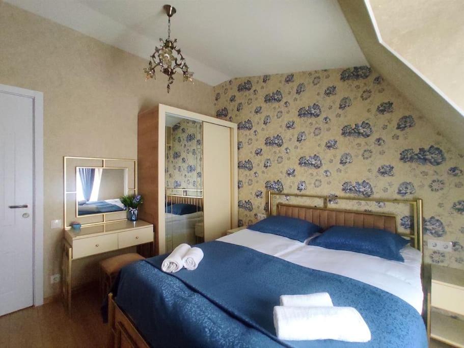 هتل آپارتمان این اگماشنبلی - Apartment in Agmashenebeli
