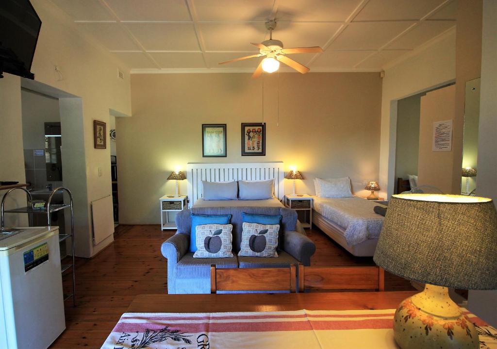 هتل دمپسی's سلف-کترینگ گست هاوس - Dempsey's Self-Catering Guest House
