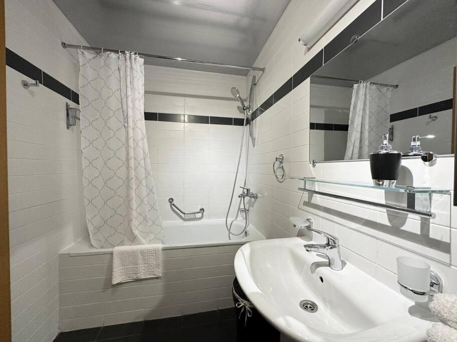 Modern building on Rustaveli Ave