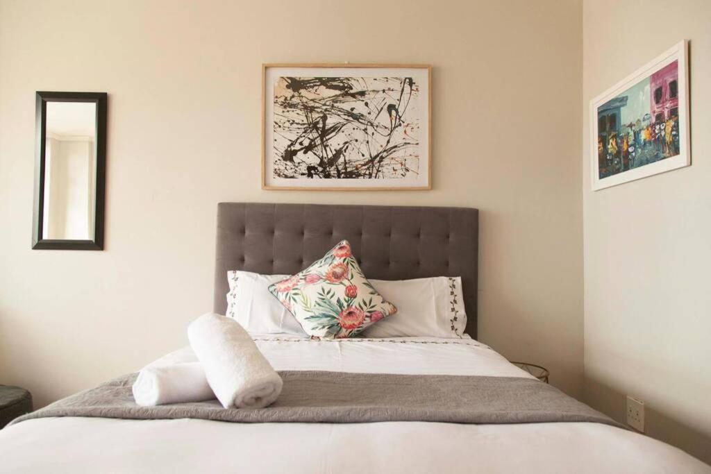 هتل فور سیزنز آپارتمنتس - Four Seasons Apartments