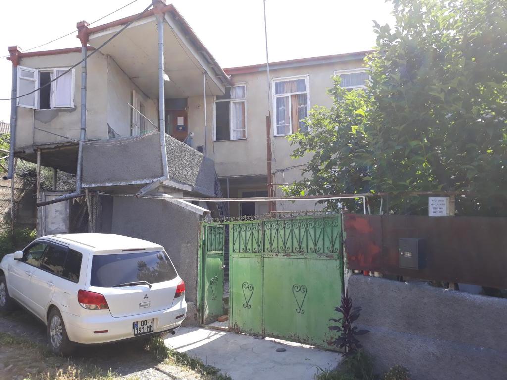 هتل گست هاوس آنجلیتا-کاکو Guesthouse Angelina-Koko