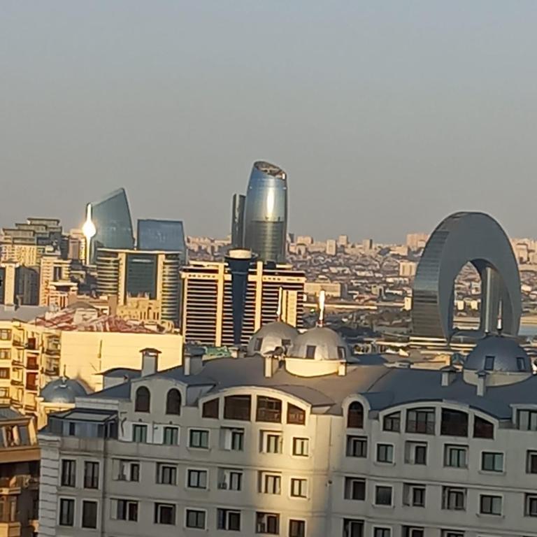 هتل فلیم تاورز .متروا ایچری شهر - Flame Towers .metro Icheri Sheher.