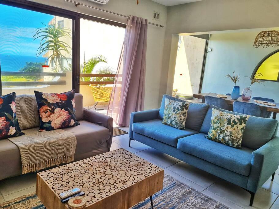 هتل کلاب میکونوس اومدلاوتی * سی ویوز * 2بد 2بث * 2پولز - Club Mykonos Umdloti * Sea Views* 2bed 2bath * 2pools