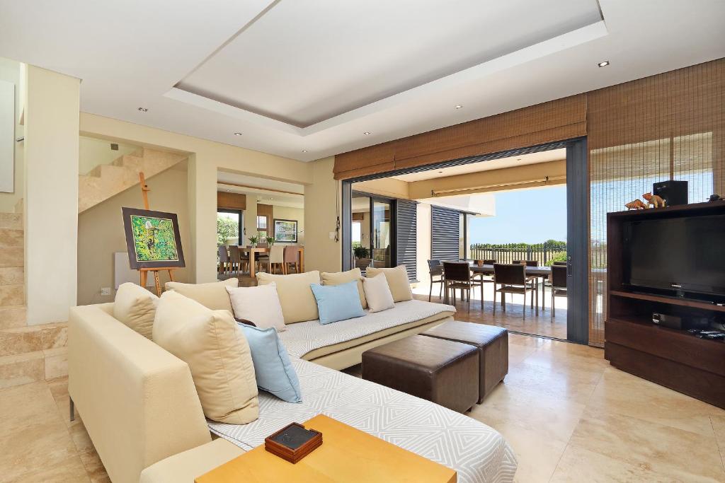 هتل کایت سورفرز بیچ ویلا Kite Surfers Beach Villa