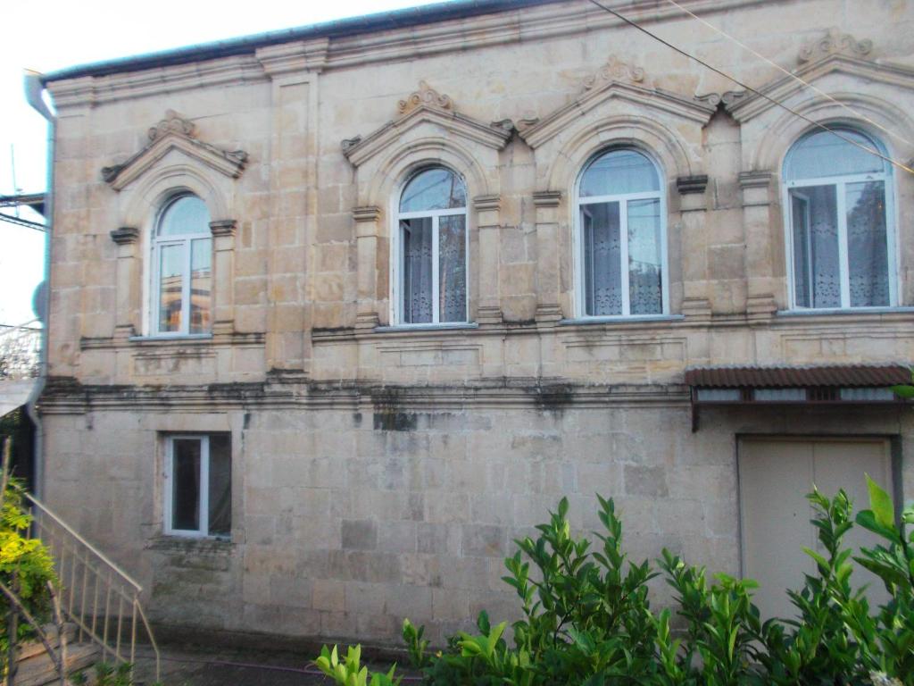 هتل استون هاوس Stone House