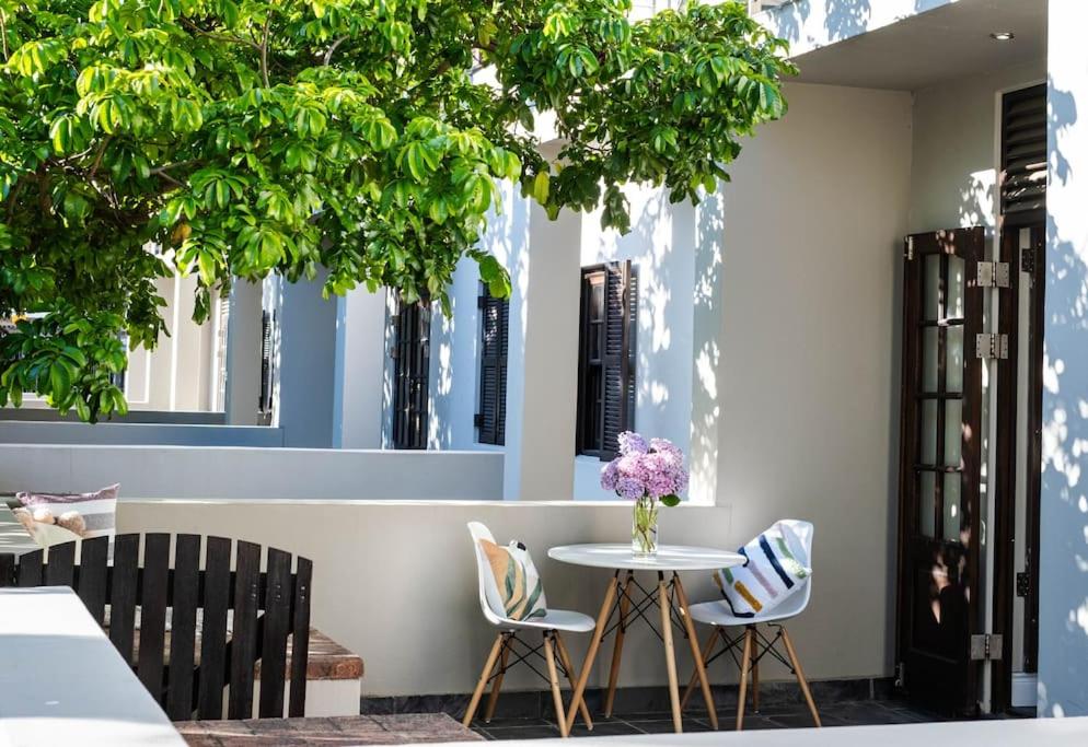 هتل آپارتمنت این سنترال استلنبوش - Apartment in central Stellenbosch