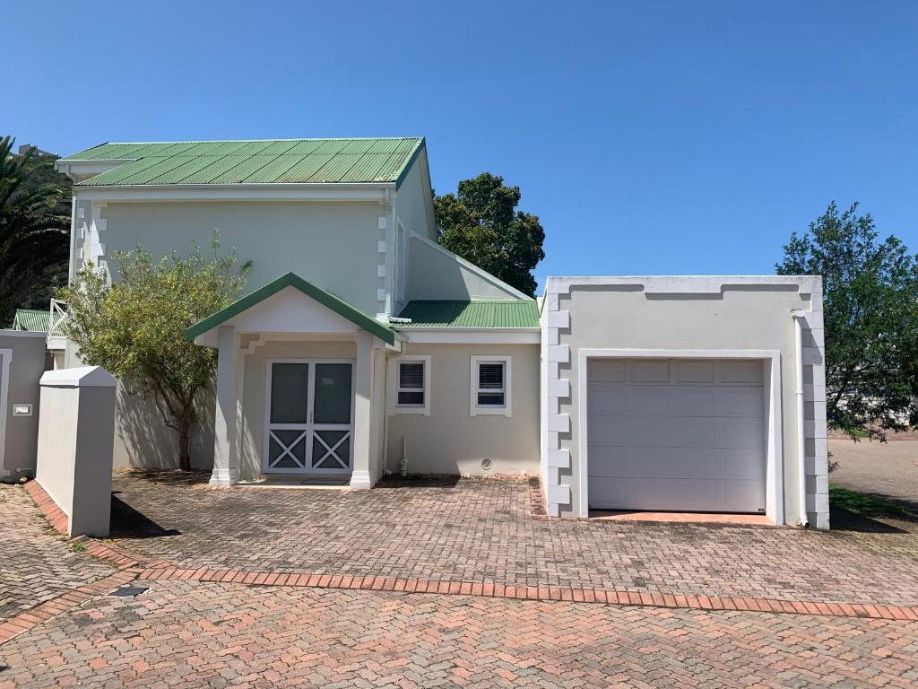 هتل ریور کلاب ویکیشن هوم - River Club Vacation Home