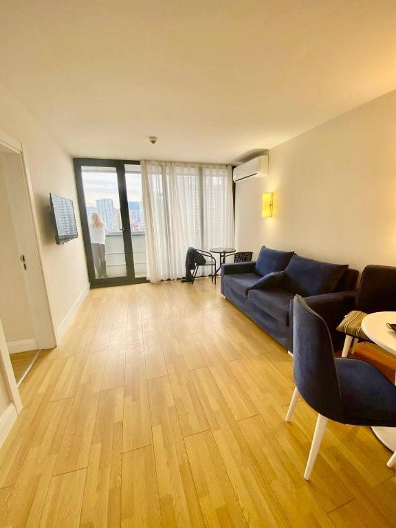هتل وی آی پی آپارت 443 - VIP apart 443