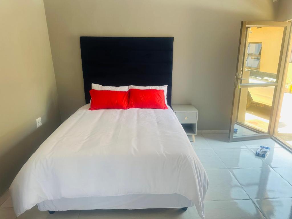 هتل سوئیت نایس گوست هاوس Sweet Nice Guest House