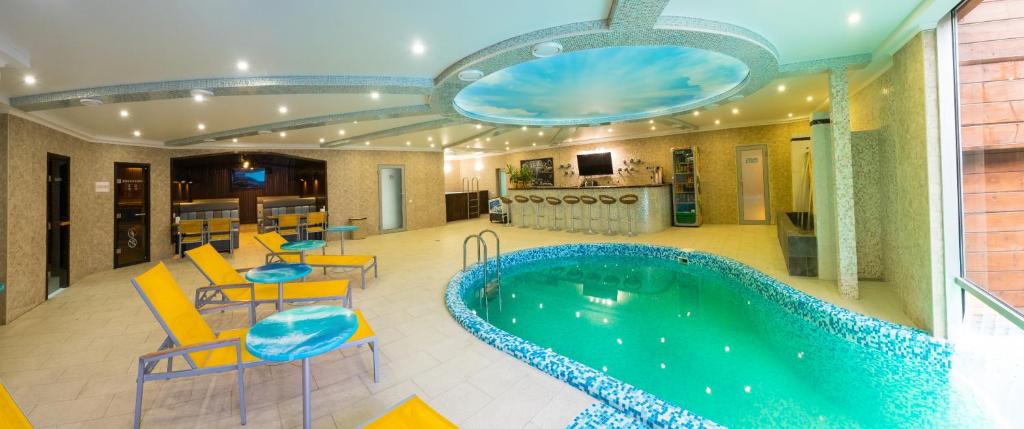 چاینا-تاون هتل China-town hotel