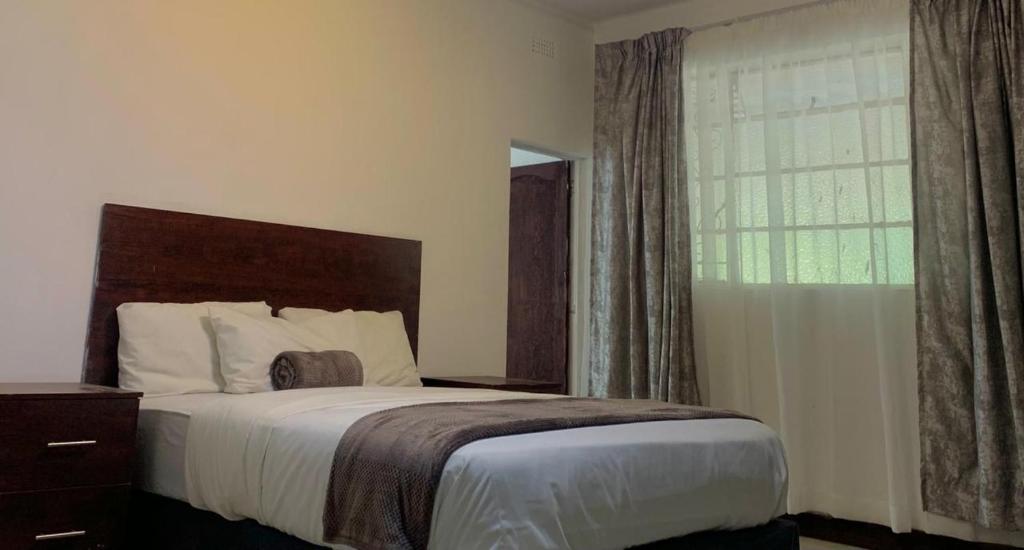 Khaya Mnandi Leisure Suites