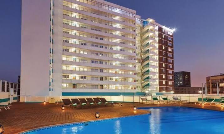 هتل ۱۰ ساوت آپارتمنتس - 10 South Apartments