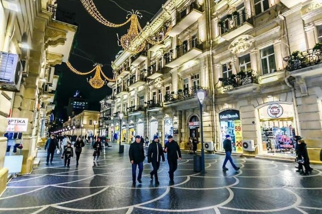 هتل آپارتمان آن فونتانا اسکوئر - Apartment on Fontana Square