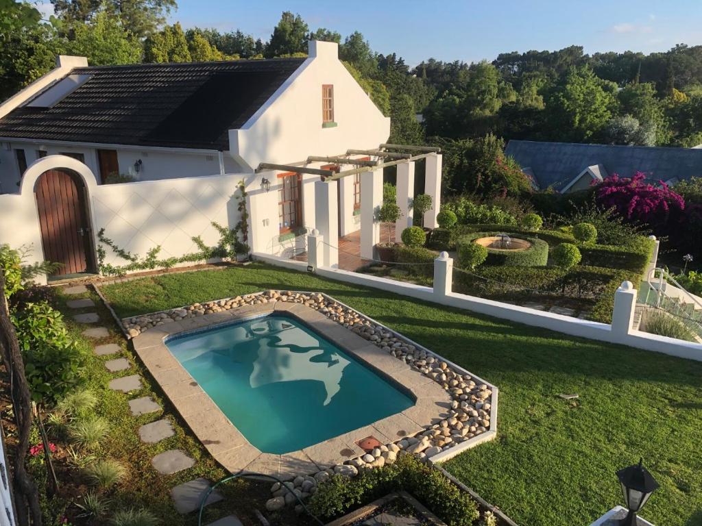 هتل سامرست گریس کاتج - Somerset Grace Cottage