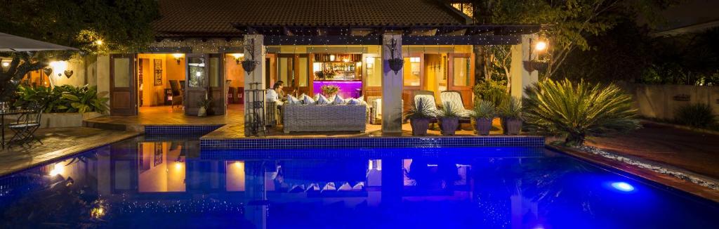 هتل اوپیکوپی گست هاوس - Opikopi Guest House