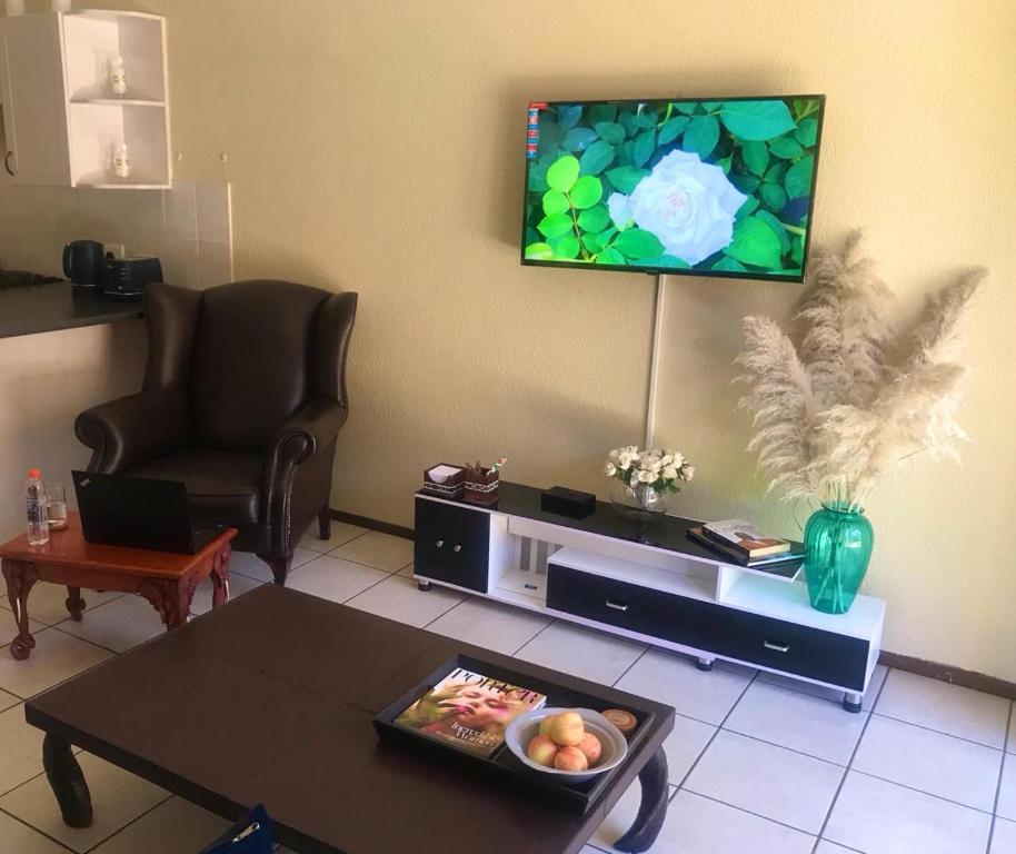 هتل وایت رز کازی آپارتمان White Rose Cozy Apartment