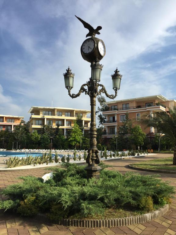 هتل اوتل اوآزیس در چاکوی Отель Оазис в Чакви