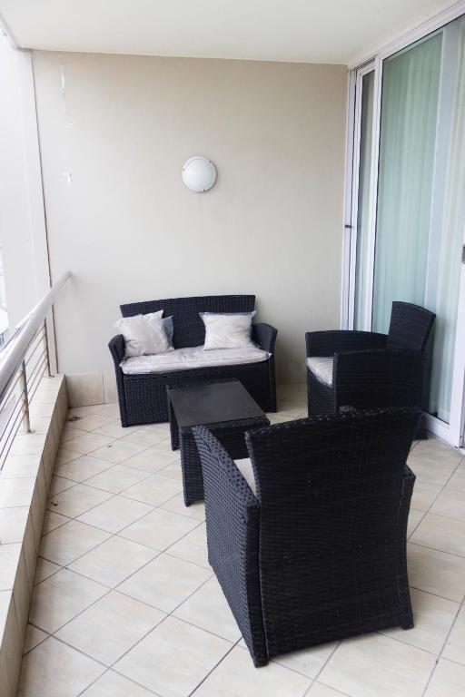 هتل لاکچریس بیچ آپارتمان - د سیلز - Luxurious Beach Apartment - The Sails