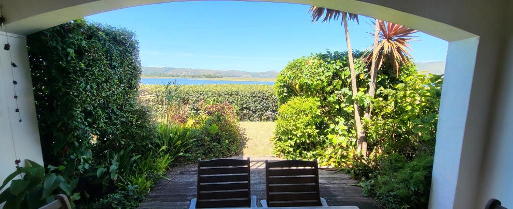 Casa de Pueblo Knysna Views!