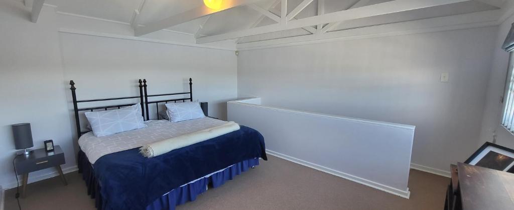 Casa de Pueblo Knysna Views!