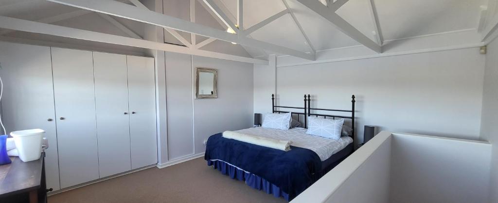 Casa de Pueblo Knysna Views!