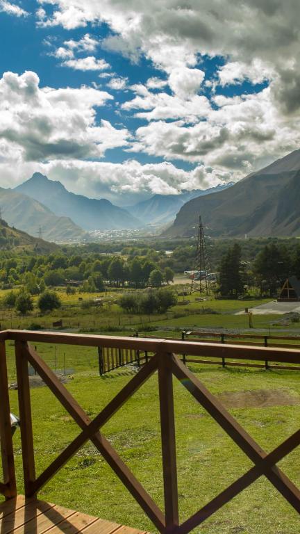 هتل کلیف ساید کاتج کازبگی Cliffside cottage Kazbegi