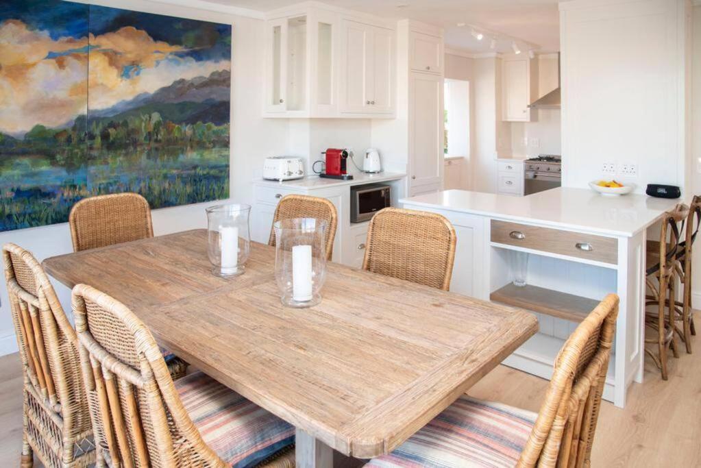 Waterfront- C25 Knysna Quays with pool