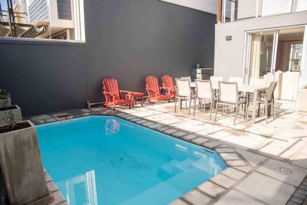 Waterfront- C25 Knysna Quays with pool