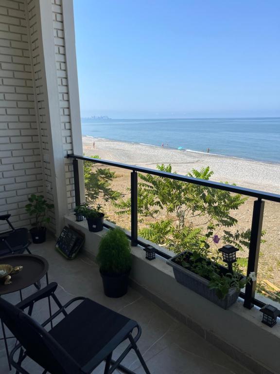 هتل آپارتمنت آن د بیچ - Apartment on the beach