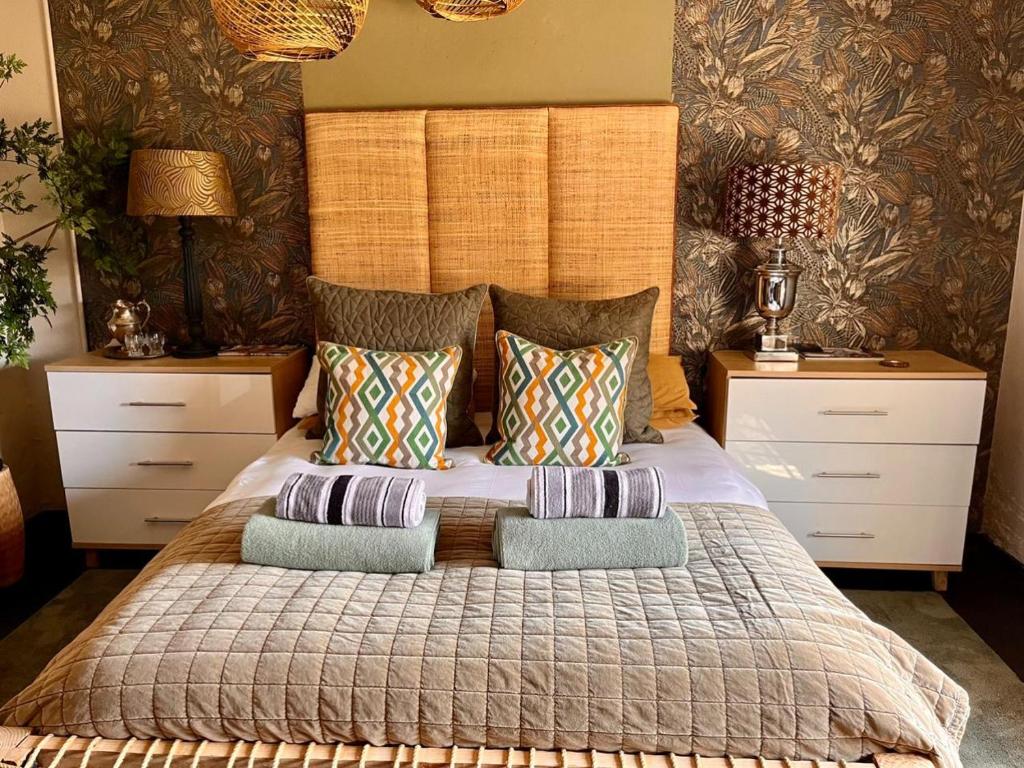 هتل ا برد کیج استی اند کاتج A Bird Cage Stay & Cottage