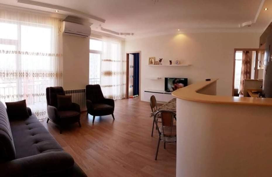 هتل باتومی آپارتمان - Batumi Apartment
