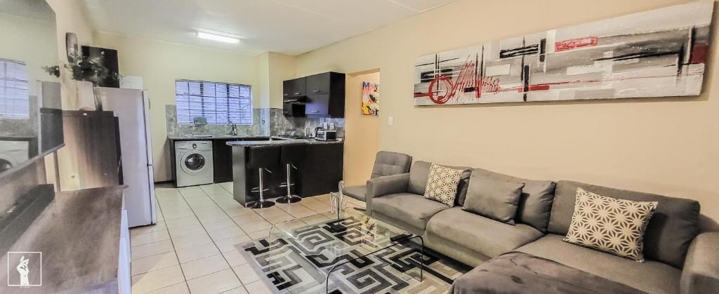 هتل بنبری استیت لاکچری آپارتمان - Banbury Estate luxury apartment