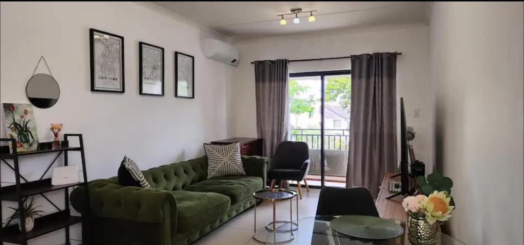 هتل کوزی 2 بد آپارتمان این داینفرن - Cozy 2 Bed Apartment in Dainfern