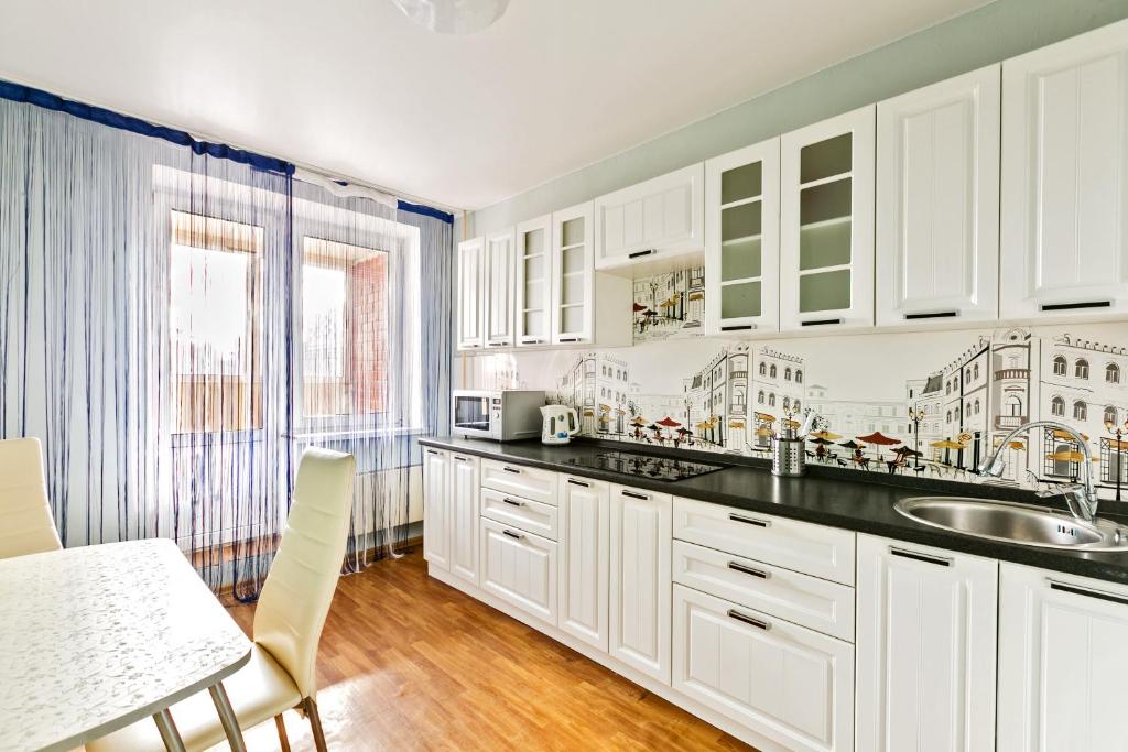 هتل مکس ریلتی 24 میچی رینسکی پراسپکت 13 کی 1 - MaxRealty24 Michyrinskiy prospekt 13k1