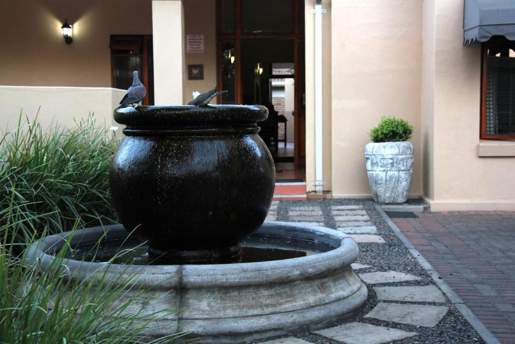 هتل دل رزا گوست هاوس Del Roza Guest House