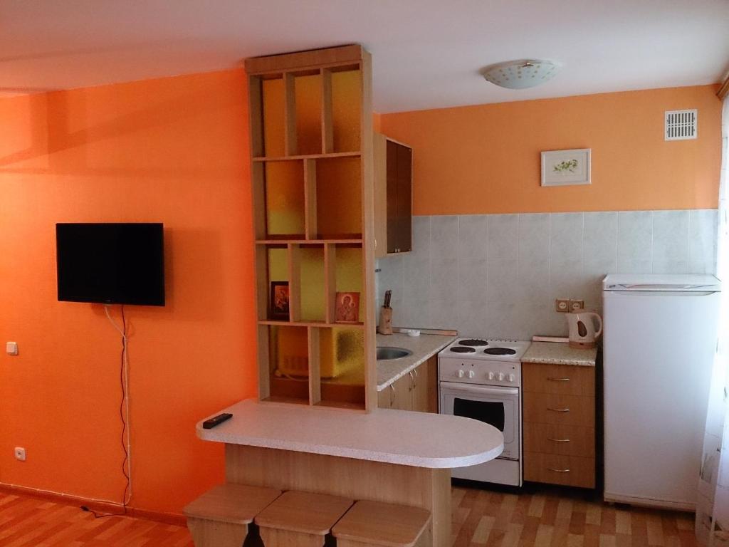 هتل آپارتمنتس نیئر ریل وی استیشن Apartments near Railway Station