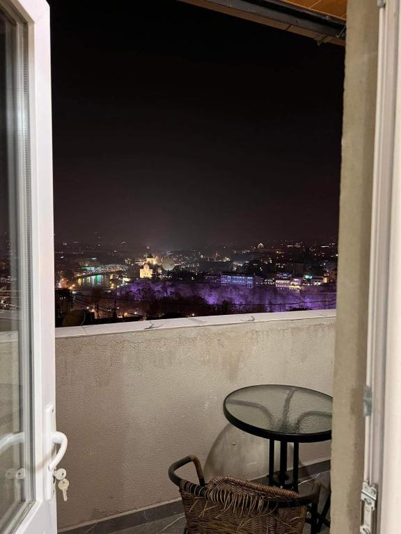 هتل تبیلآپارتمنتس - TbilApartments