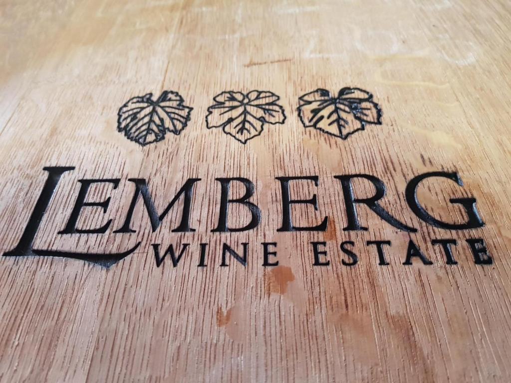 هتل لمبرگ واین استیت - Lemberg Wine Estate