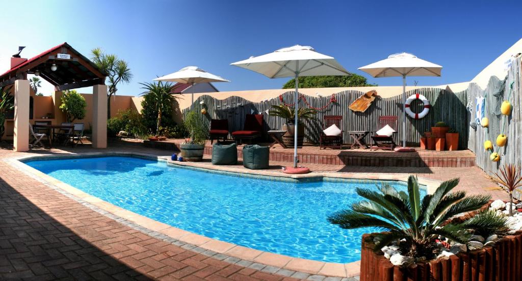 هتل اونیوز گست هاوس Avenues Guesthouse