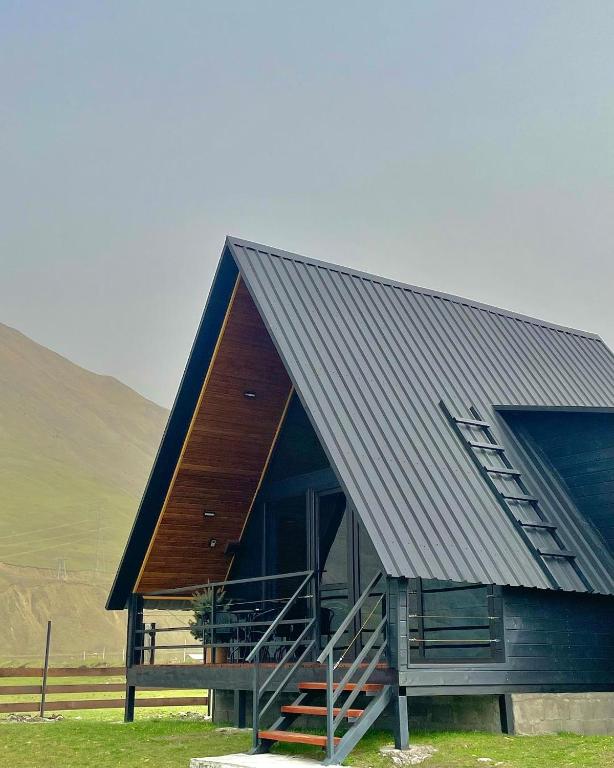هتل وایلدود کازبگی - Wildwood Kazbegi