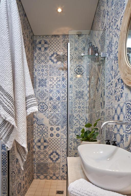 Spanish Farm Guest Lodge by Raw Africa Collection