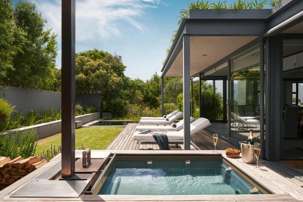 Spanish Farm Guest Lodge by Raw Africa Collection