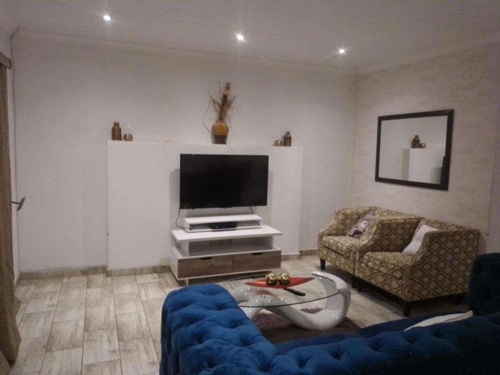 هتل مِی‌برری‌پارک گست‌لاج Mayberrypark Guest lodge