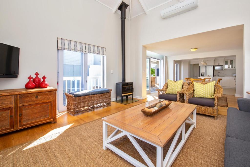 Thesen Island Holiday House