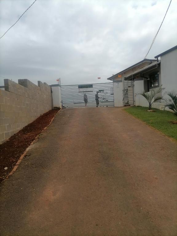 BF Dlamini Guesthouse