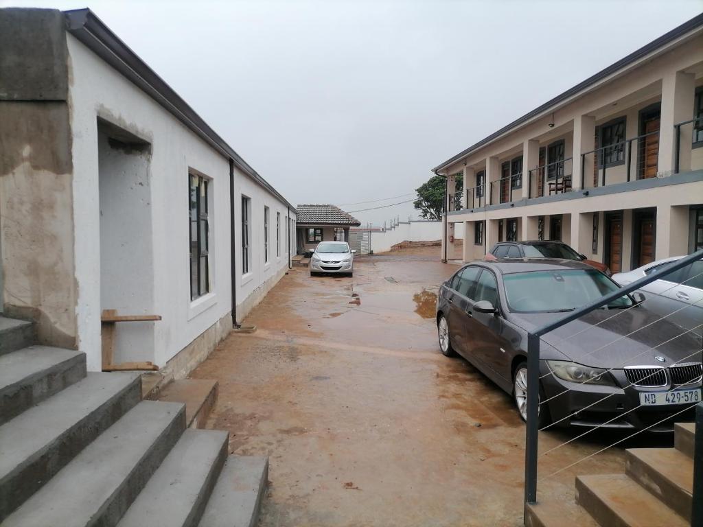 BF Dlamini Guesthouse