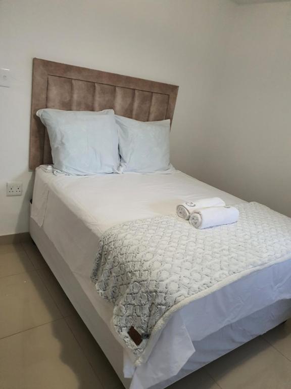 BF Dlamini Guesthouse