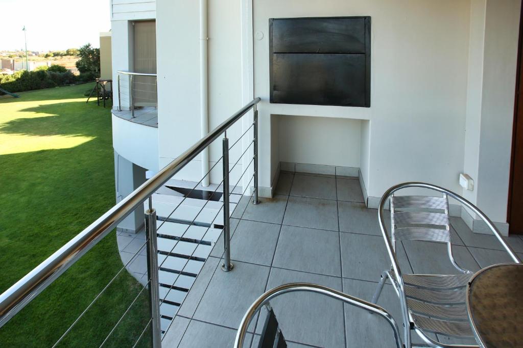 Ellefsen Golf Suite 106